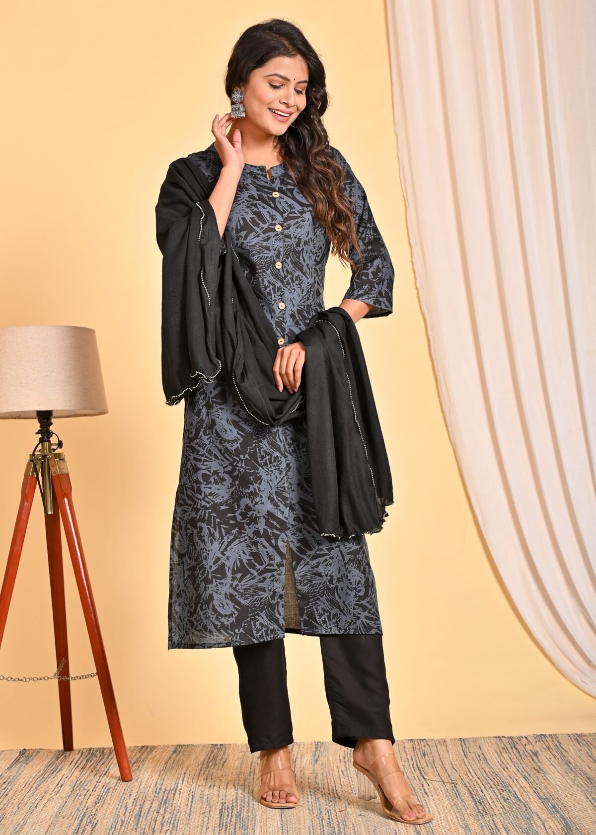 Women’s Black Floral Printed Kurta Set with Dupatta - Image 6