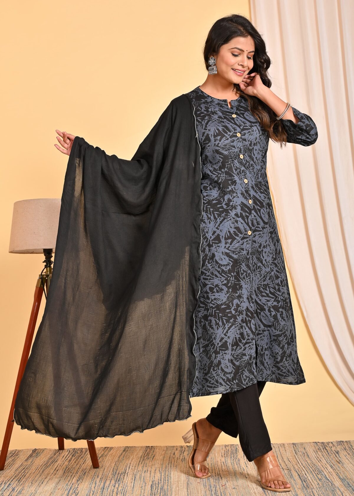 Women’s Black Floral Printed Kurta Set with Dupatta - Image 1